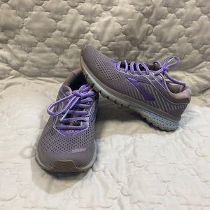 Brooks Ghost 12 Size 6